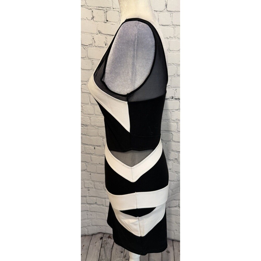 Bebe Black & White geometric pattern bodycon dress featuring sheer mesh Small - Picture 3 of 7